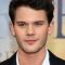 Jeremy Irvine Photo