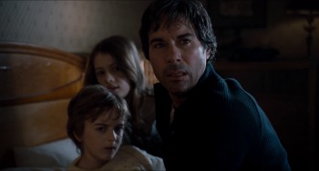 Barricade (2012) download