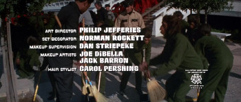 Conquest of the Planet of the Apes (1972) download