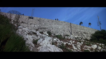 The Living Daylights (1987) download