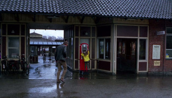 A Day at the Beach (1970) download