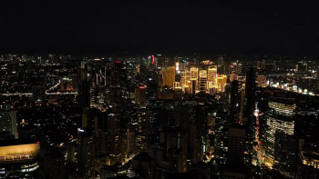 A Queen's Runway (2025) download