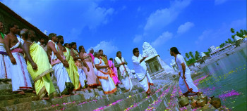 Adhurs (2010) download