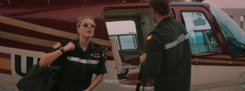 Bajo un volcán (2025) download