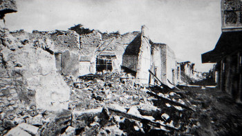 Bombing Pompeii (2023) download