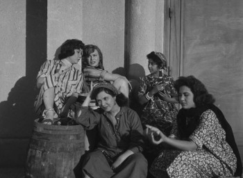 Cairo Station (1958) download