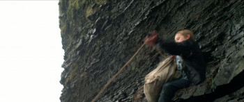 Cast No Shadow (2014) download