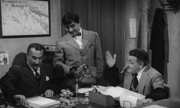 He Who Hesitates Is Lost (1960) download