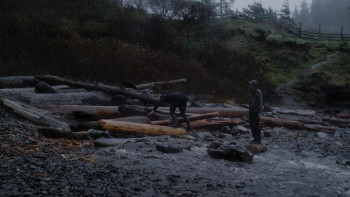 Cold Weather (2010) download