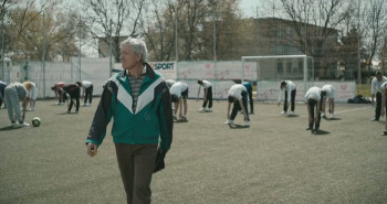 Doar cu buletinul la Paris (2015) download