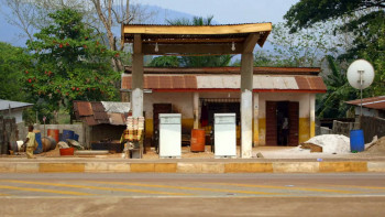 Ebola: The Doctors' Story (2016) download