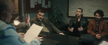 Efendiler (2025) download