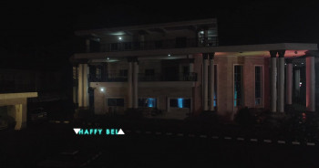 Elevator Baby (2019) download