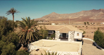 Escape (2023) download