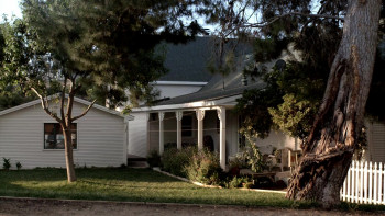 Everyday Miracles (2015) download