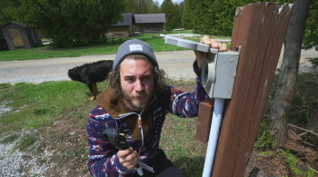 Expedition Happiness (2017) download