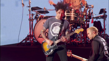 Fall Out Boy: The Boys of Zummer Tour Live in Chicago (2016) download