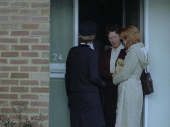 Family Life (1971) download