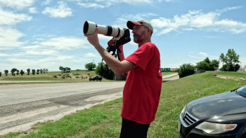 Flight Photographers (2025) download