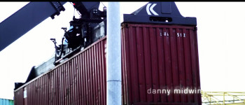 Freight (2010) download