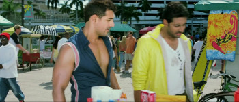 Dostana (2008) download