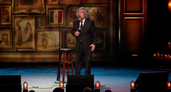 George Lopez: Muy Católico (2025) download