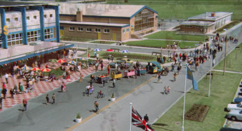 Holiday on the Buses (1973) download