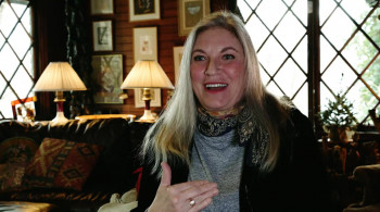 In Search of Darkness: A Journey Into Iconic '80s Horror (2019) download