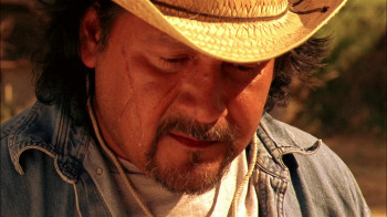 Intermedio (2005) download