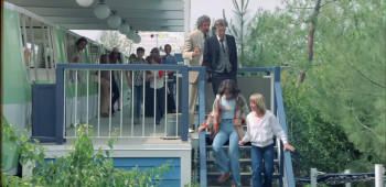 Kiss Meets the Phantom of the Park (1978) download