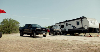 Lone Star Shark (2025) download