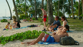 Love in Tahiti (2023) download