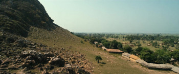 Manjhi: The Mountain Man (2015) download