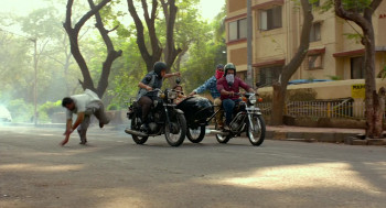 The Man Who Feels No Pain (2018) download