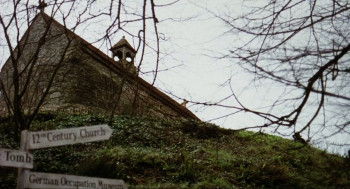 Neither the Sea Nor the Sand (1972) download