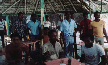 Night of the Sharks (1988) download