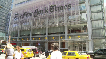 Page One (2011) download