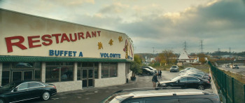 Perfumes (2019) download