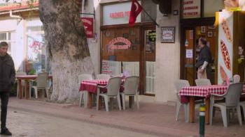 Pita Hall (2025) download