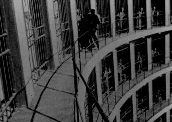 The Ghost That Never Returns (1930) download