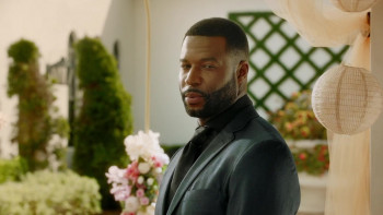 Room 33 (2009) download