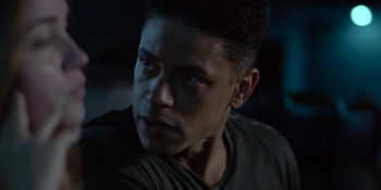 Sala Escura (2024) download