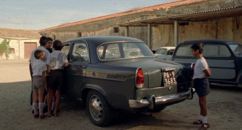 One Hundred Steps (2000) download