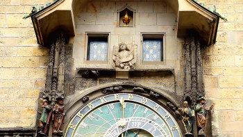 Seeking Intelligence: Past, Present and Future of AI (2025) download