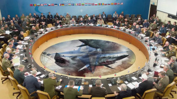 Sharknado: Feeding Frenzy (2015) download