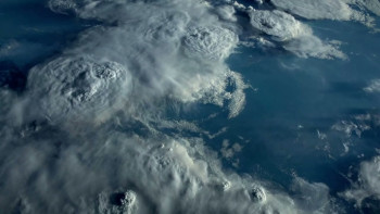 Silver Spitfire: The Longest Flight (2022) download