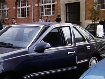 Strange Voices (1987) download