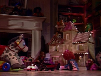 Jim Henson's: The Christmas Toy (1986) download