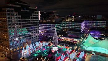 The Hallmark Christmas Experience: A Hometown Holiday (2025) download