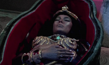 The Mummy and the Curse of the Jackals (1969) download